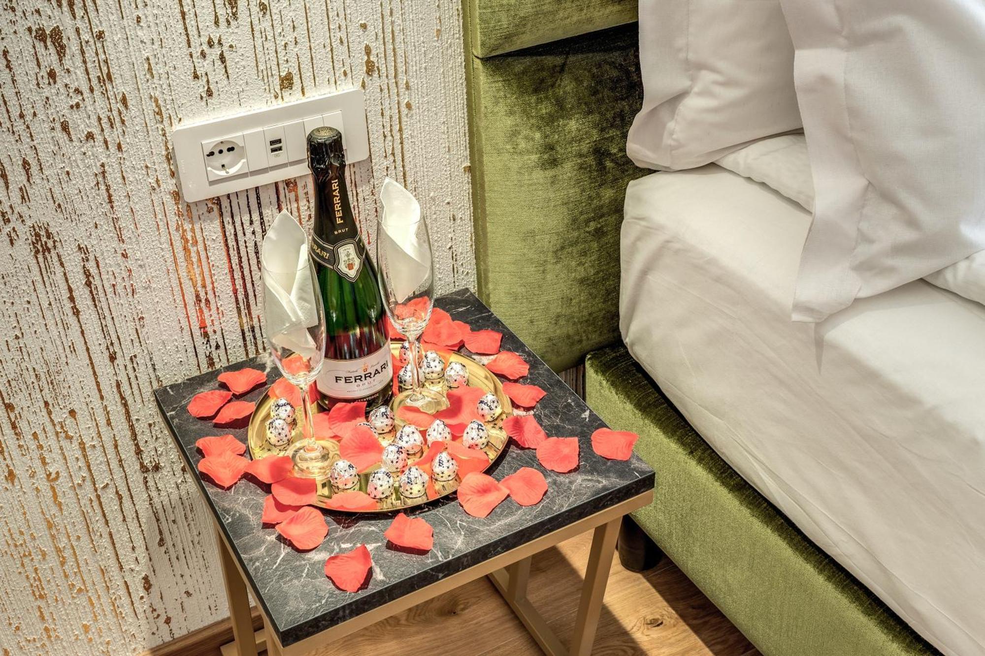 Hotel Goldoni 47 Rzym Zewnętrze zdjęcie
